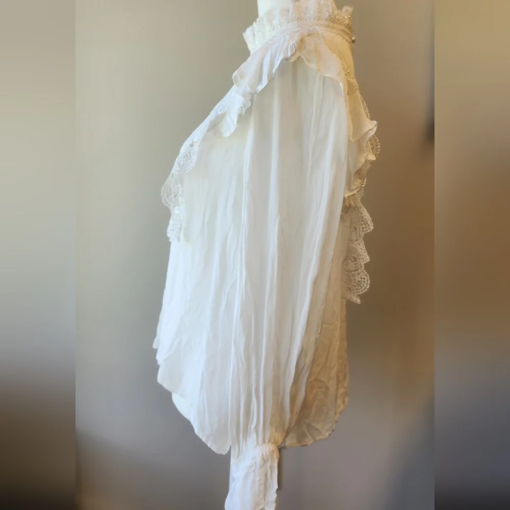 Anthropologie Cream Lace Blouse - Picture 2 of 5